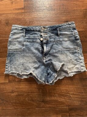 Refuge Acid Washed Denim Shorts
